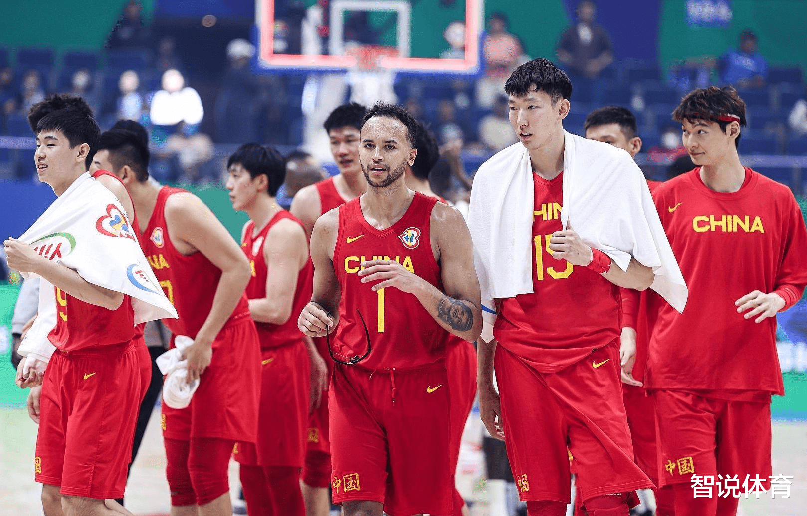 中国篮球联赛选手们在比赛中勇往直前,实力逐渐增强的简单介绍 中国篮球联赛选手们在比赛中勇往直前,实力逐渐增强的简单介绍