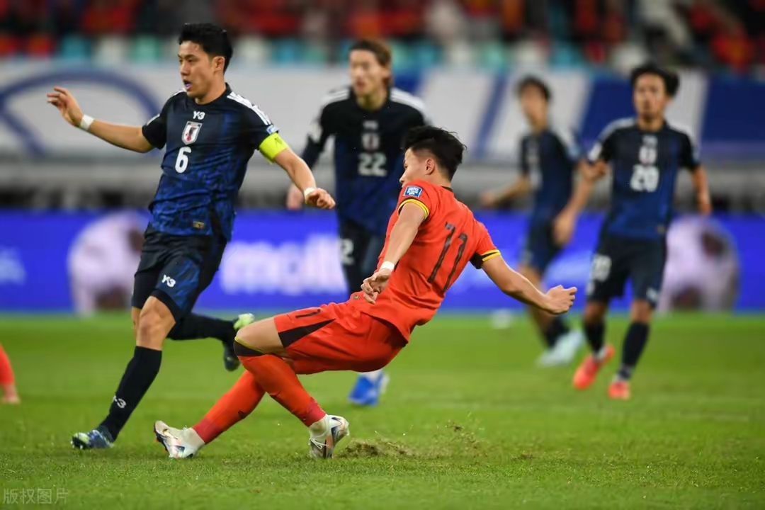 包含日本队连胜晋级，进入半决赛的词条