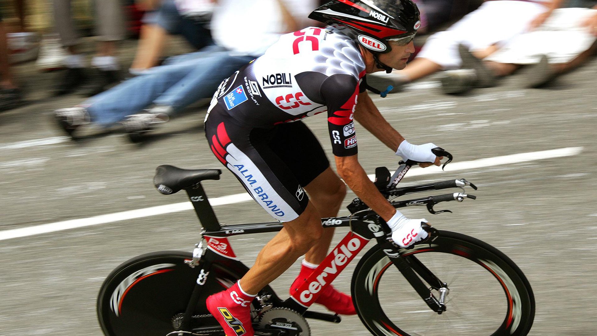 凯塞多接管世界排名争夺战,曼联式冲击波冲垮多特蒙德体系