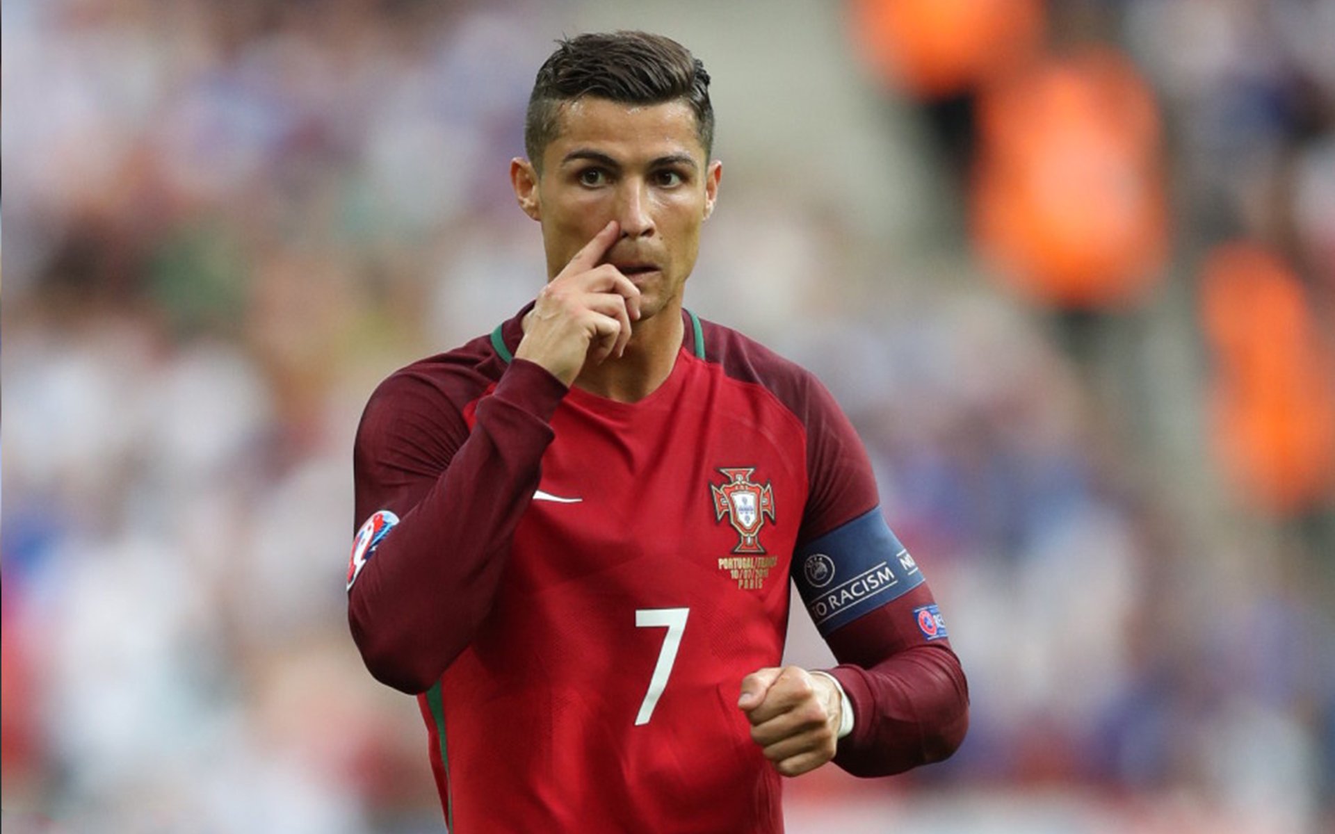 布雷默一锤定音征服全场，勒沃库森终结突尼斯神话展现德式坚韧